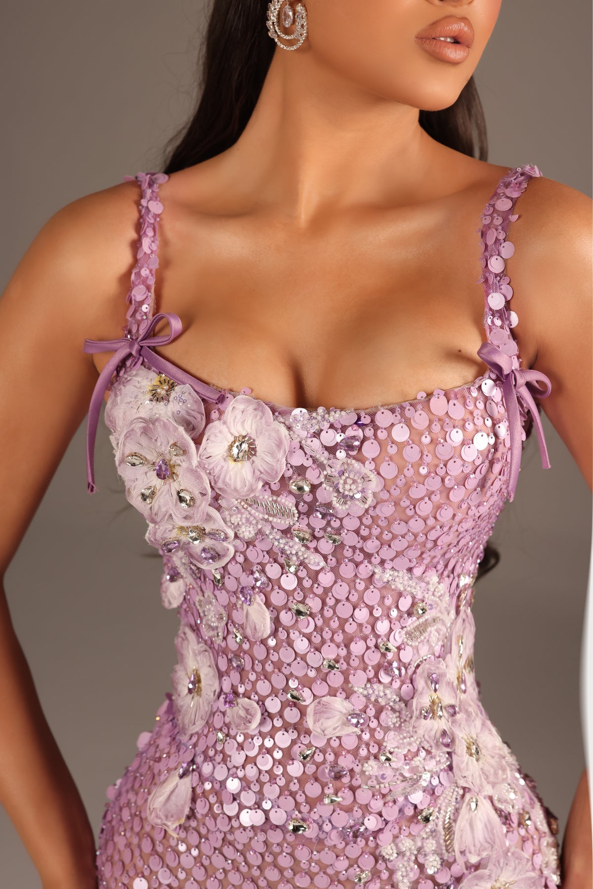 Walone Tesa - Fitted Evening Gown with 3D Floral Embellishment